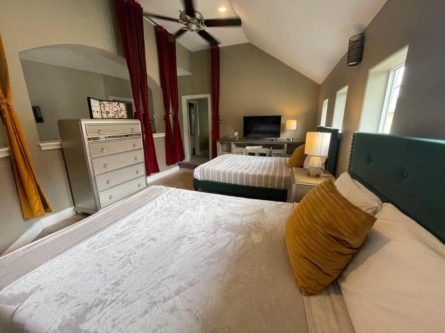 Wanderlust Villa Near Galleria Mall Houston Exterior foto