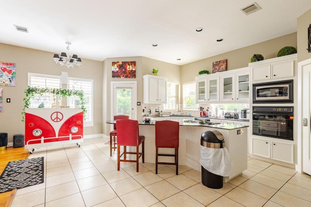 Wanderlust Villa Near Galleria Mall Houston Exterior foto